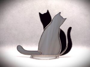 Suncatcher Two cats shelf sitters, stained glass window is a unique handmade decor, a great idea for anniversary, birthday and Christmas gift for animal lover. This cute miniature art can decorate your home and garden outdoor decor.