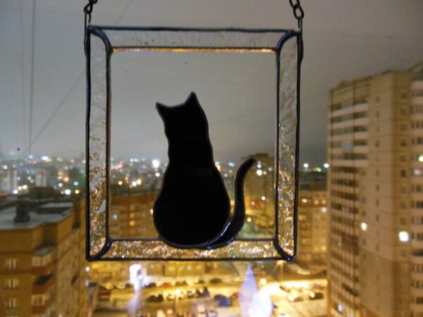Hanging Suncatcher stained glass window Black Cat is a unique handmade decor, a idea for an anniversary, birthday and Christmas gift for an animal lover. This cute miniature art can decorate your home and garden outdoor decor, and pet loss memorial.